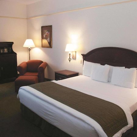 La Quinta By Wyndham Ft. Pierce Hotel Форт Пиърс Екстериор снимка