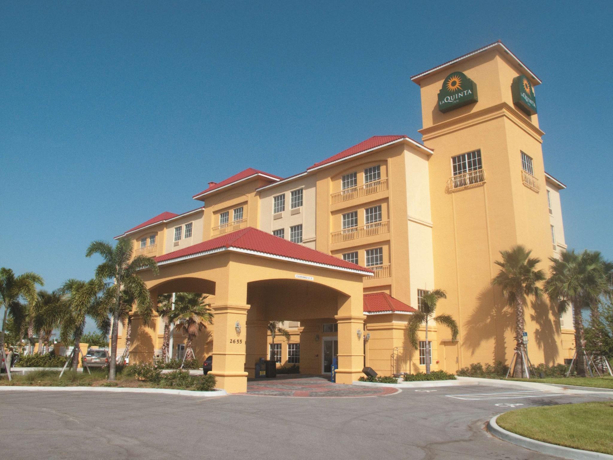 La Quinta By Wyndham Ft. Pierce Hotel Форт Пиърс Екстериор снимка